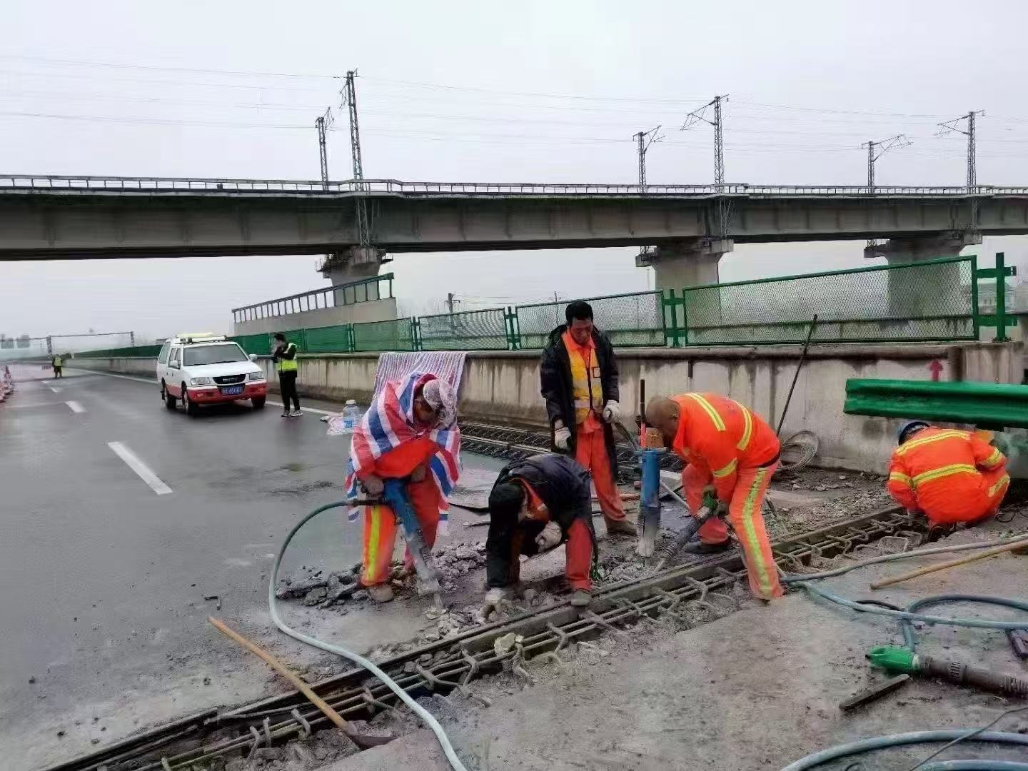 惠东桥梁伸缩缝抢修料